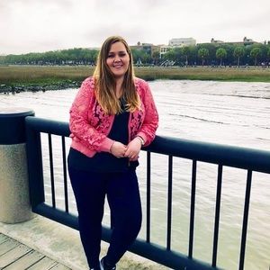 Meet your Posher, Jillian